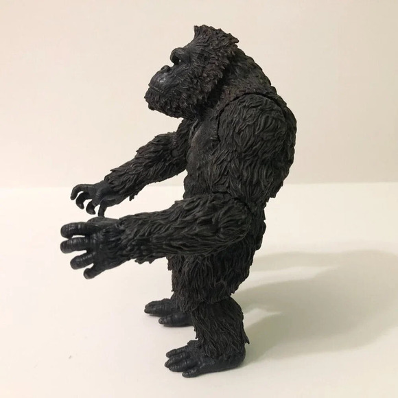 Mezco Toyz King Kong Skull Island Action Figure 7  Inch Tall Incomplete - Picture 7 of 16